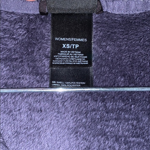 The North Face Women’s Fuzzy Osito Jacket - Picture 4 of 6